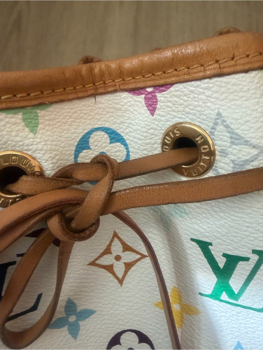 Louis Vuitton x Murakami Vintage White Multicolor Monogram LV Noe Bucket Bag - Picture 5 of 16